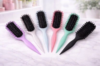VORELLE™ Ultimate Curl-Defining Detangling Brush — Effortless Slip, Bold Definition, Salon-Perfect Curls
